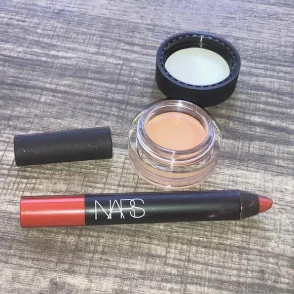 NARS Velvet Matte Dolce Vita Lip Pencil & Tiramisu SOFT Matte Concealer - Picture 1 of 5